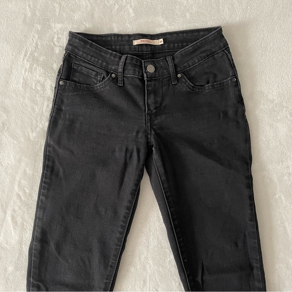 Levi’s 711 Skinny - Picture 1 of 5